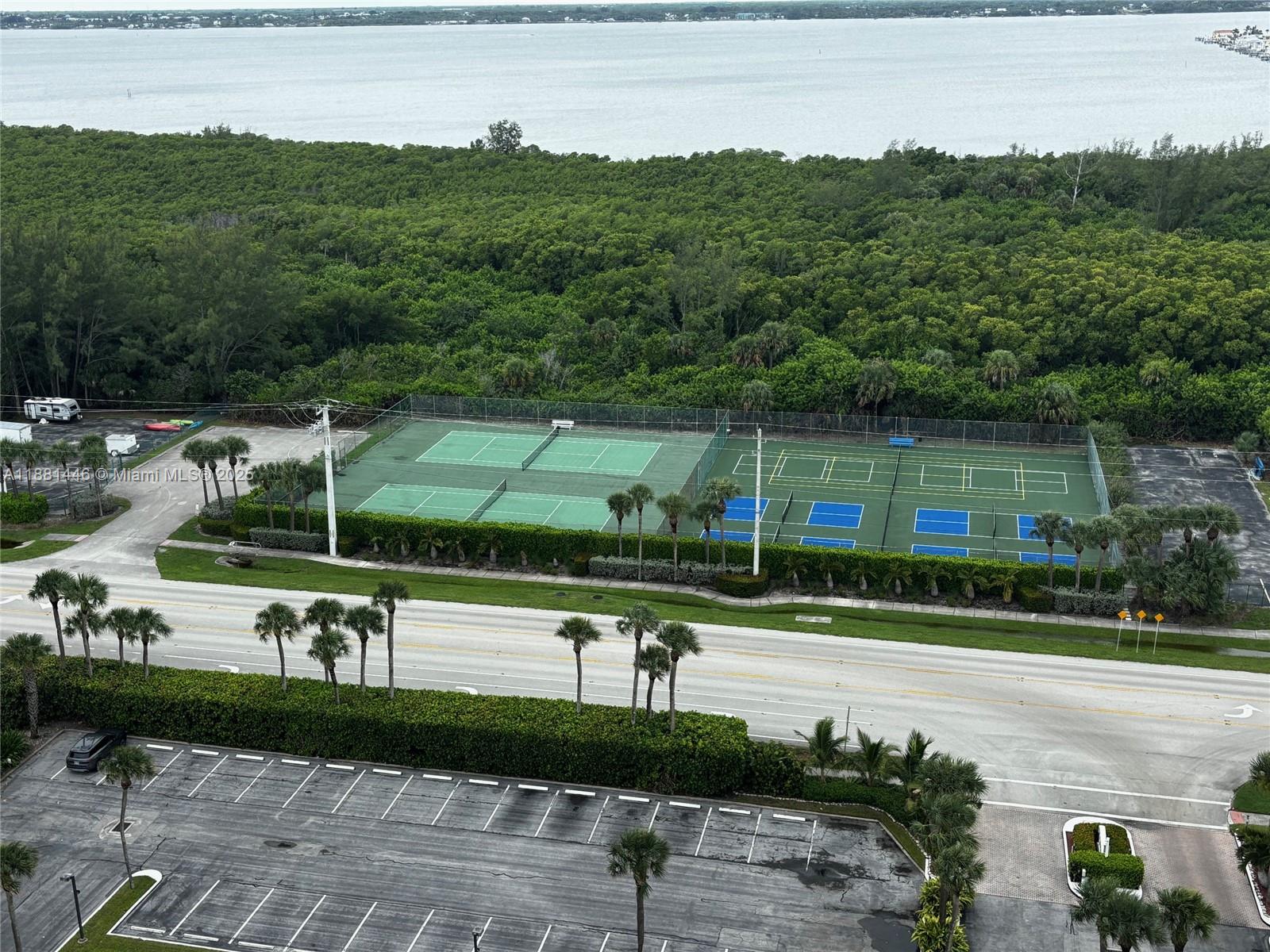 OCEANA OCEANFRONT CONDOMI - Residential Lease