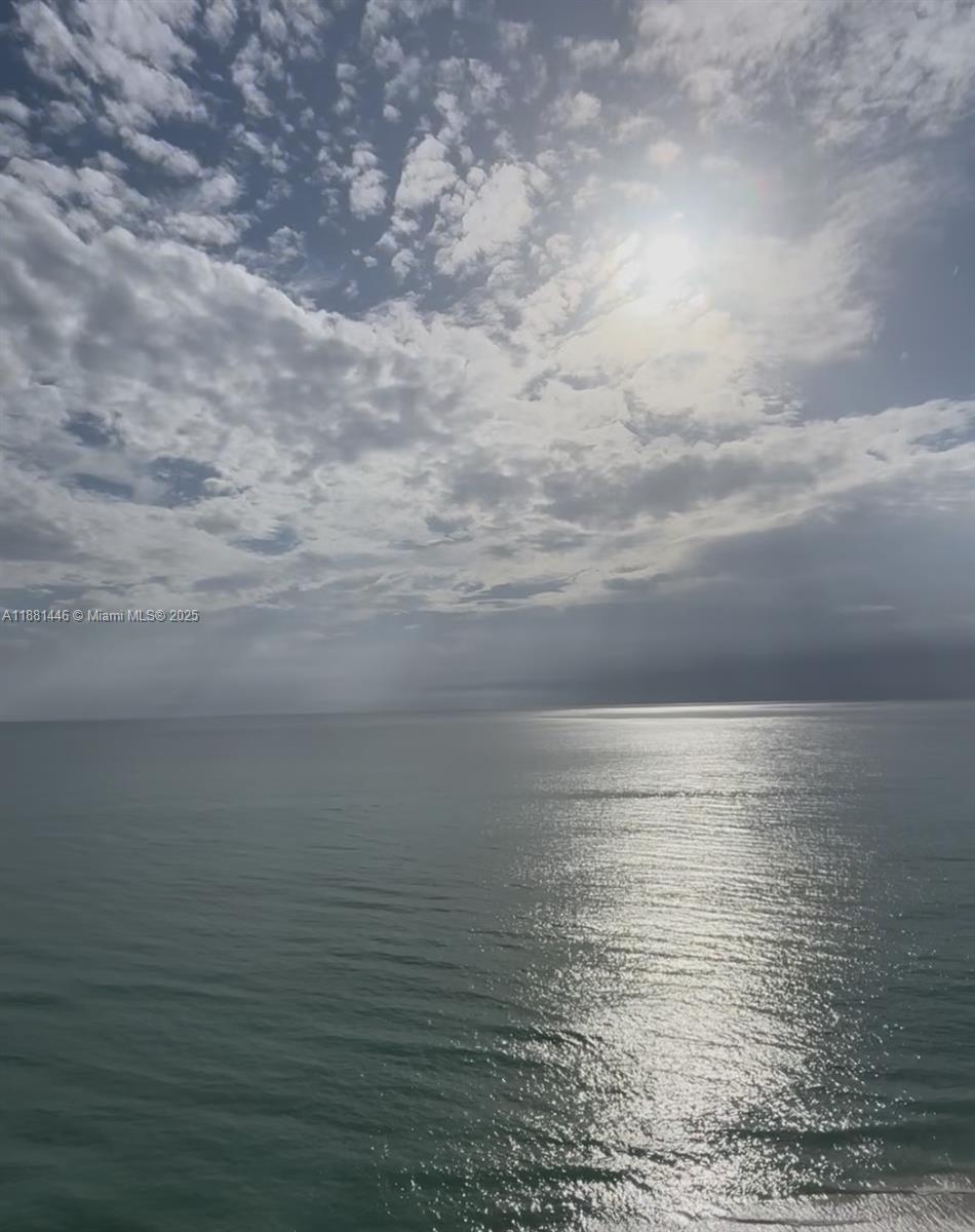 OCEANA OCEANFRONT CONDOMI - Residential Lease