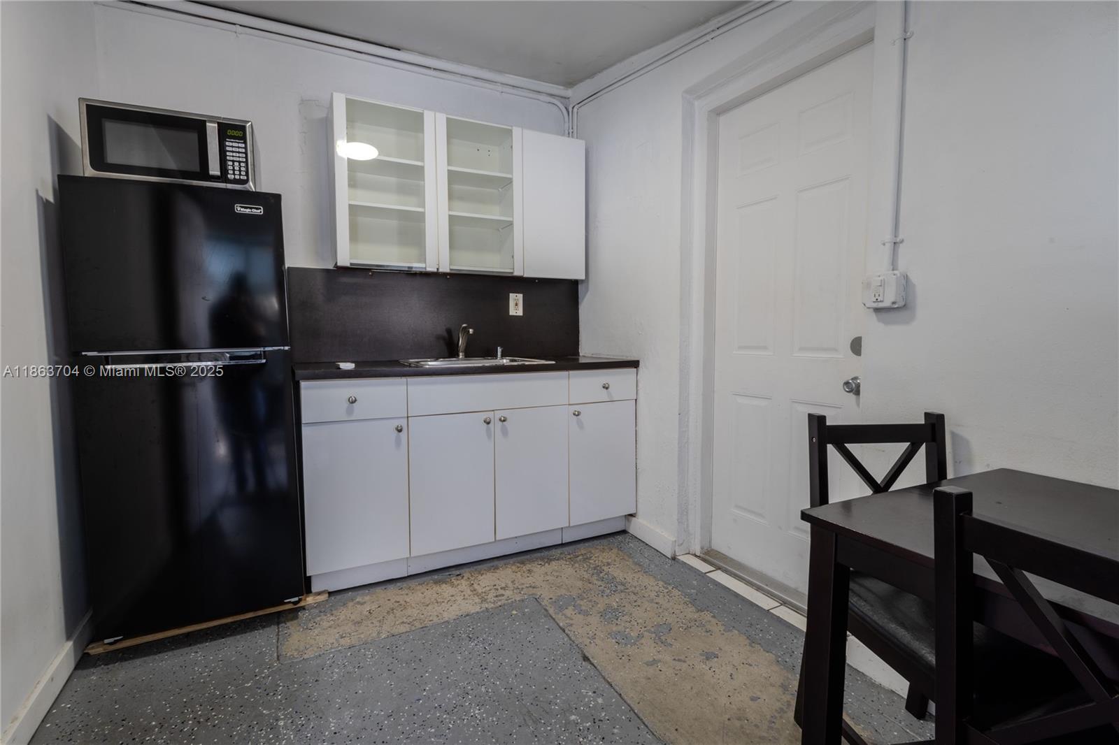 ESSEX VILLAGE 6TH ADDN - Residential