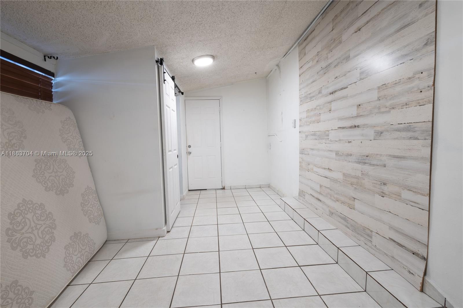 ESSEX VILLAGE 6TH ADDN - Residential