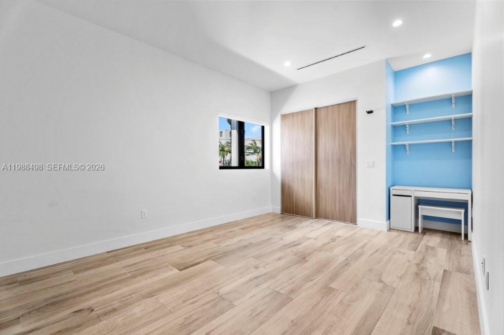 KEYSTONE ISLAND NO 3 - Residential