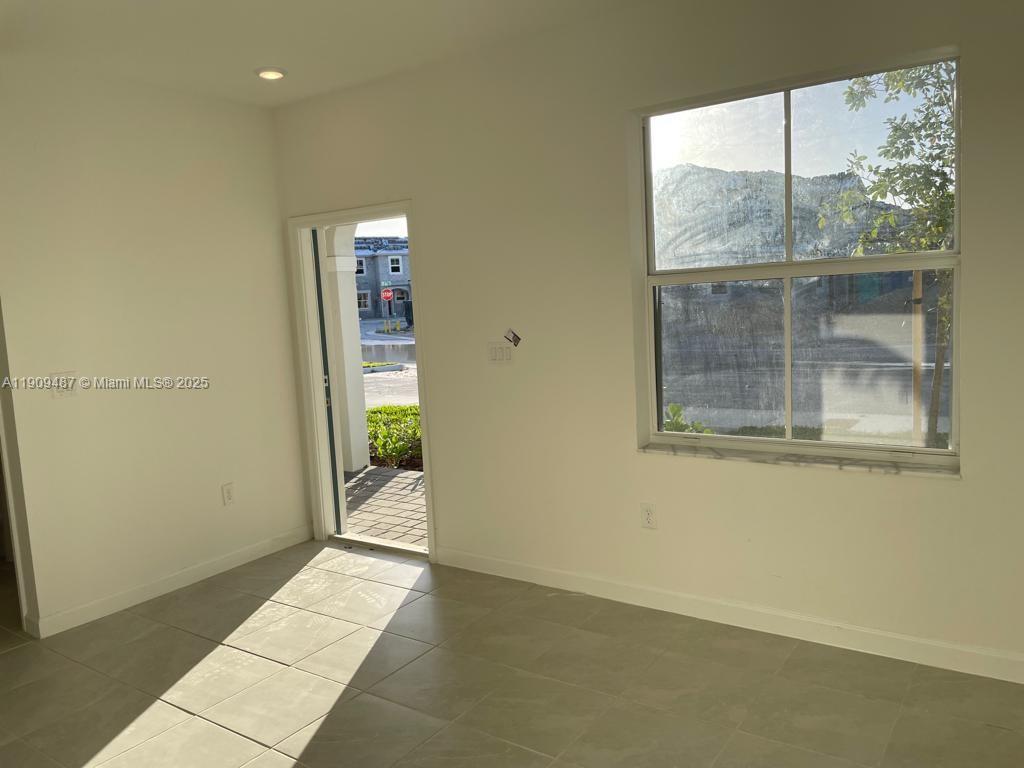 CEDER POINT - Residential