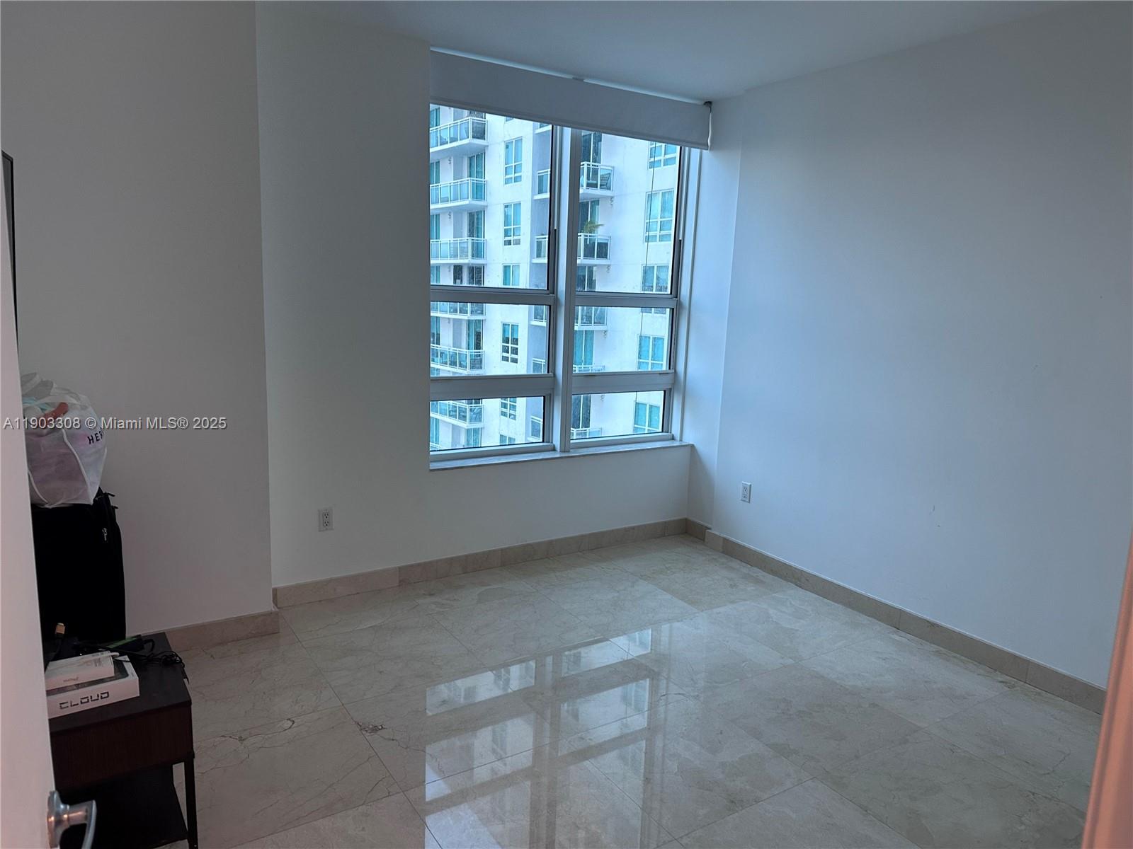 950 Brickell Bay Dr 3505