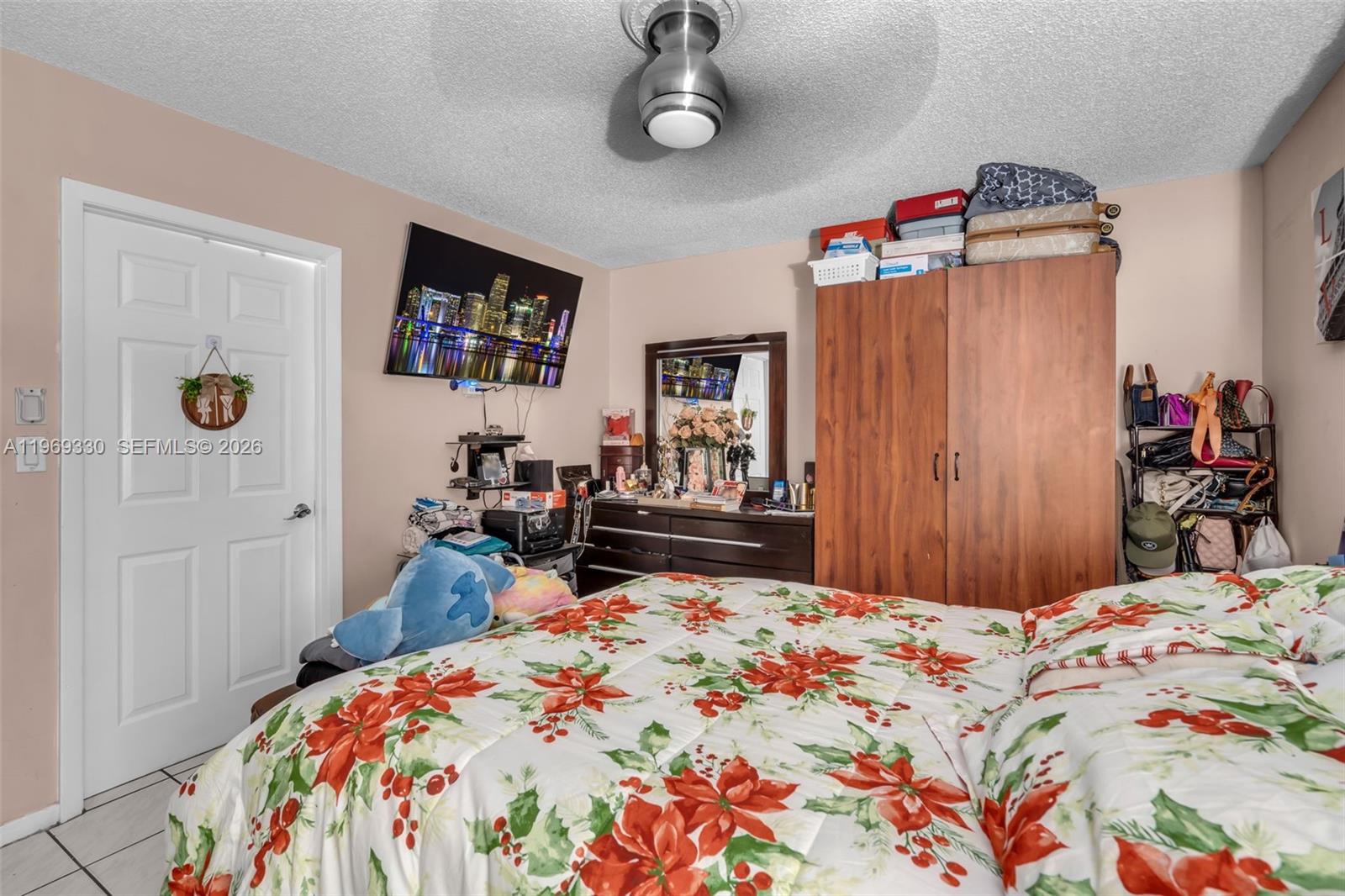 1ST ADDN TO ROBLES GARDEN - Residential