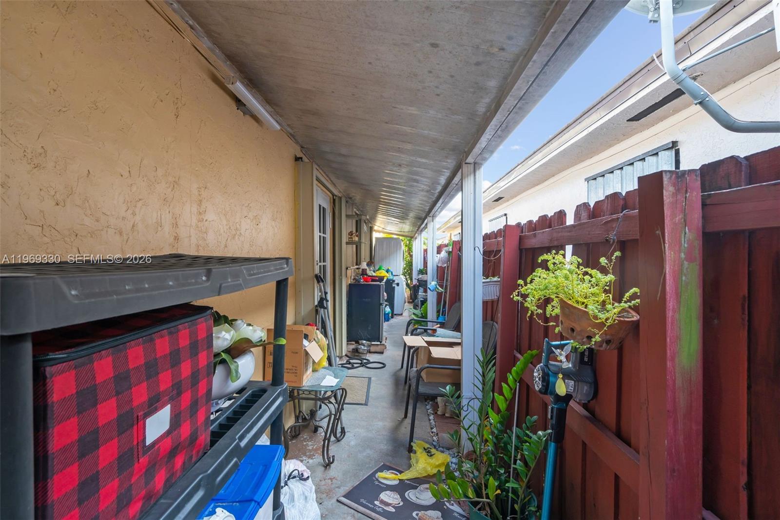 1ST ADDN TO ROBLES GARDEN - Residential