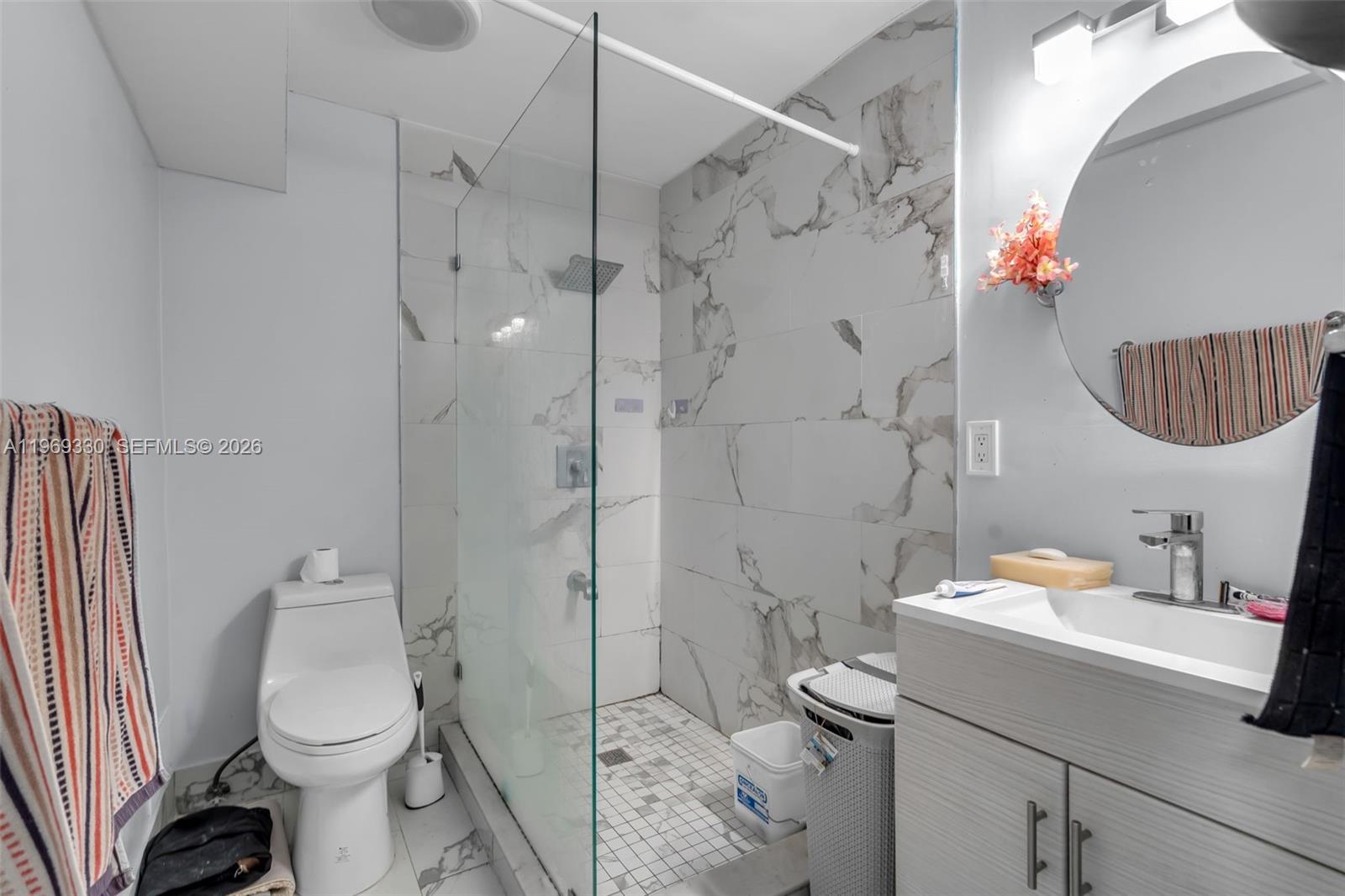 1ST ADDN TO ROBLES GARDEN - Residential