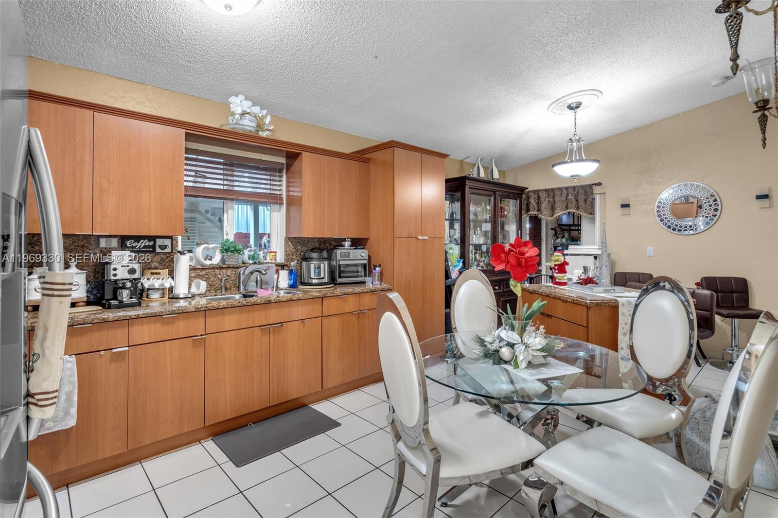 1ST ADDN TO ROBLES GARDEN - Residential