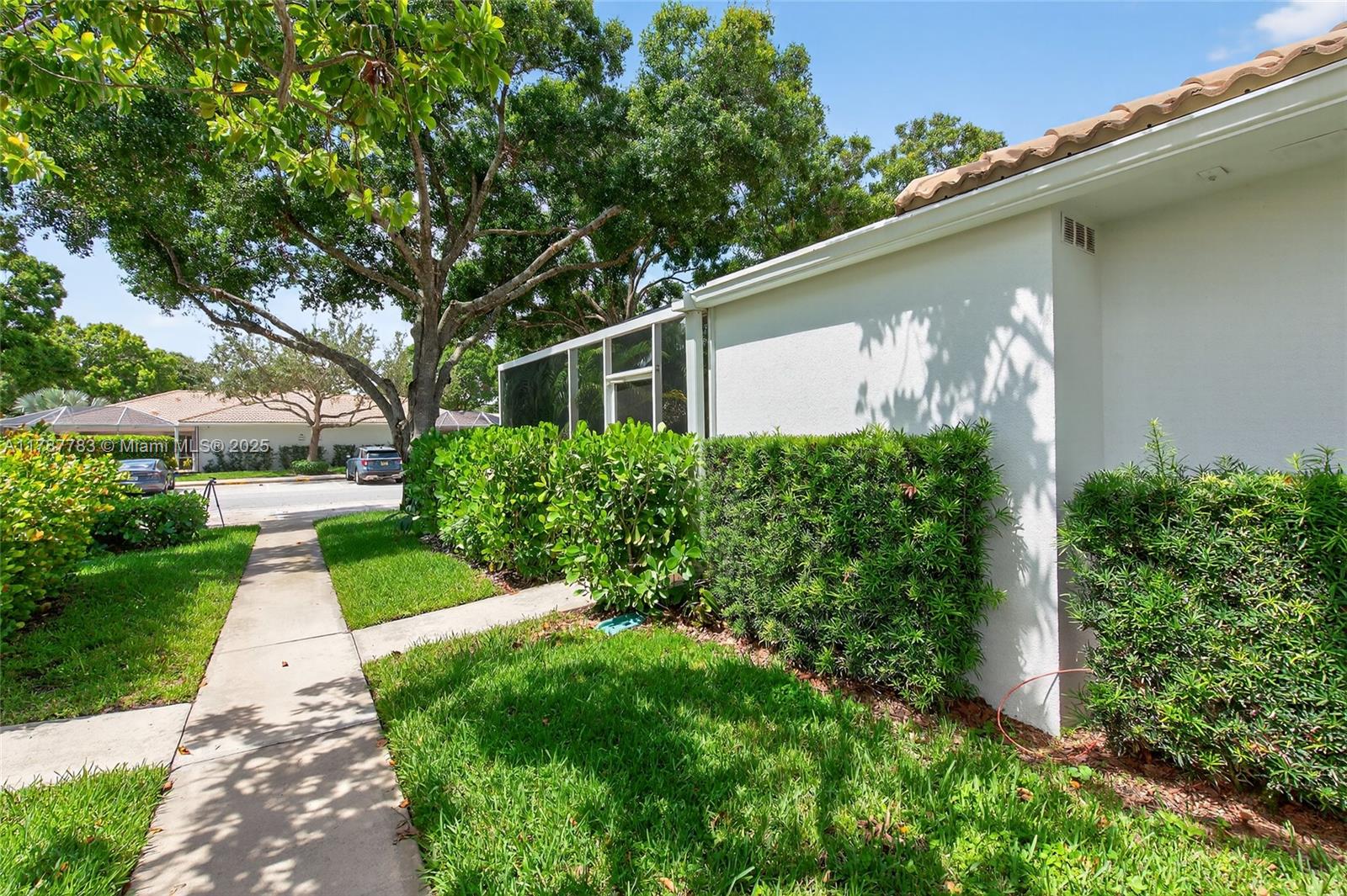 OAKS-SUNTERRACE 2 - Residential