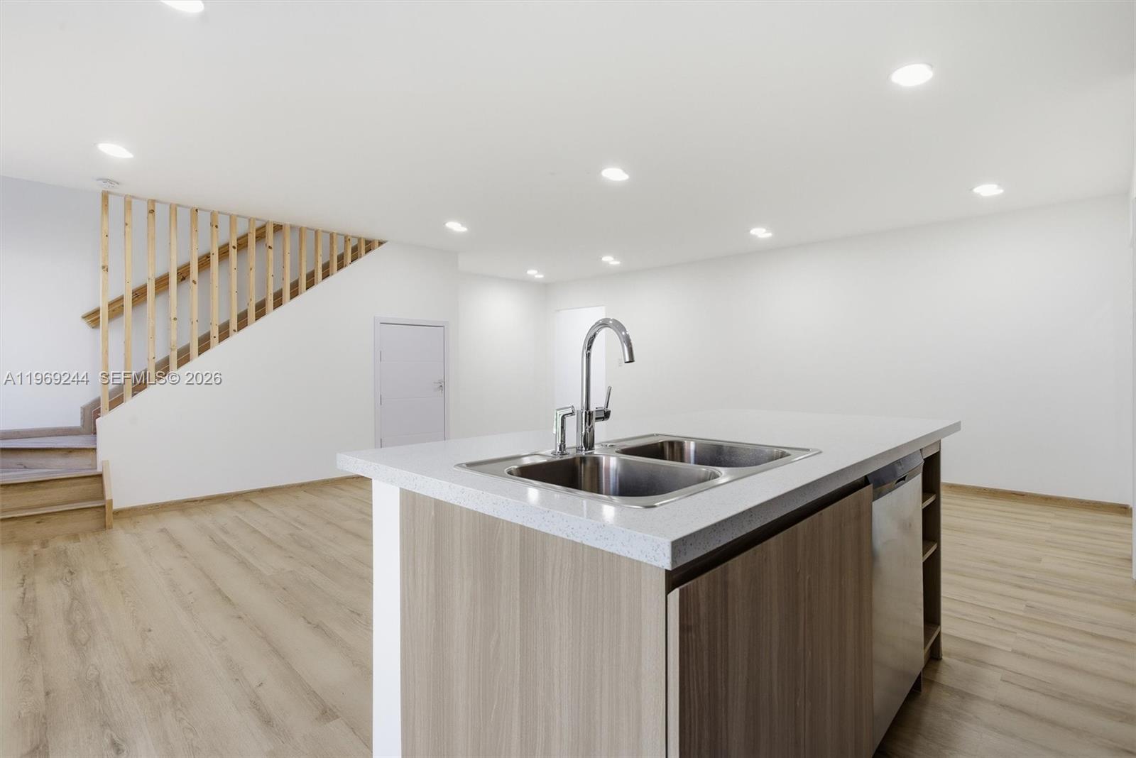 GREEN PARK SUB - Residential Lease