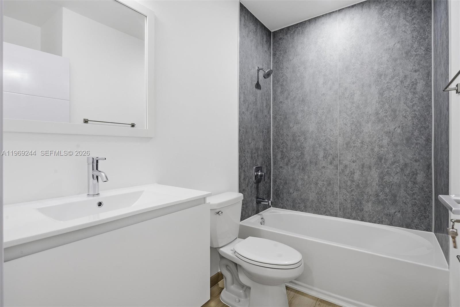 GREEN PARK SUB - Residential Lease