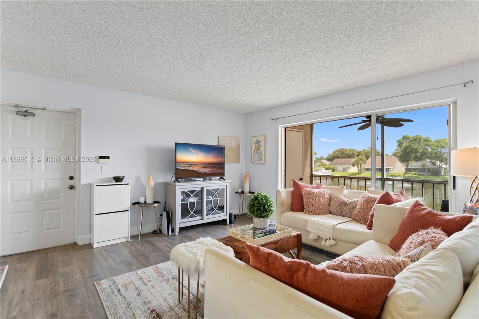 PINE RIDGE AT DELRAY BEAC - Residential