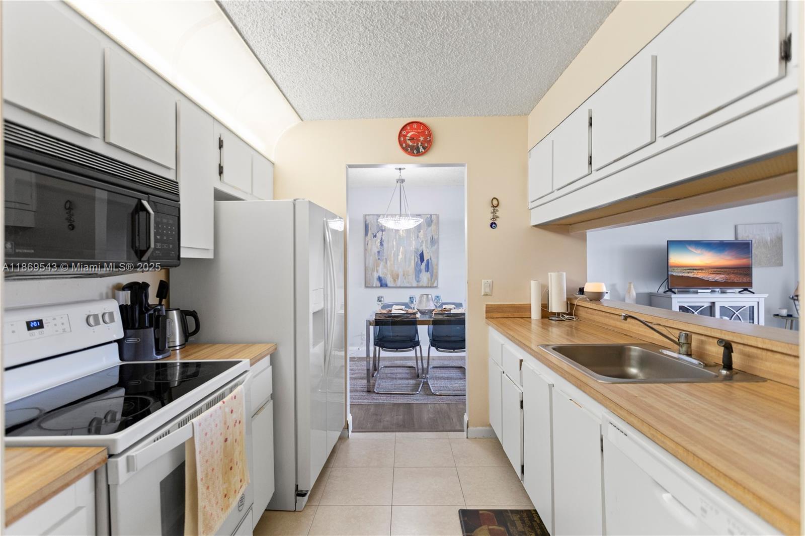 PINE RIDGE AT DELRAY BEAC - Residential