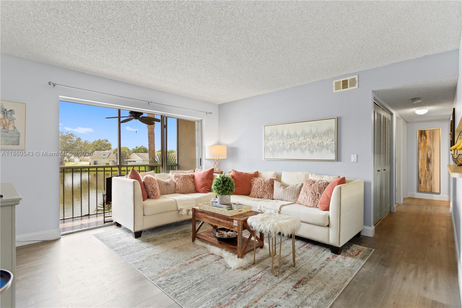 PINE RIDGE AT DELRAY BEAC - Residential