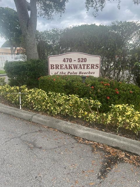 500 Executive Center Dr 2G West Palm Beach FL 33401