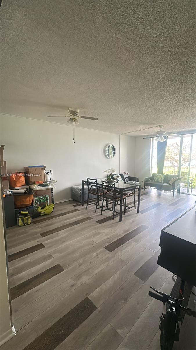BREAKWATERS OF THE PALM B - Residential Lease