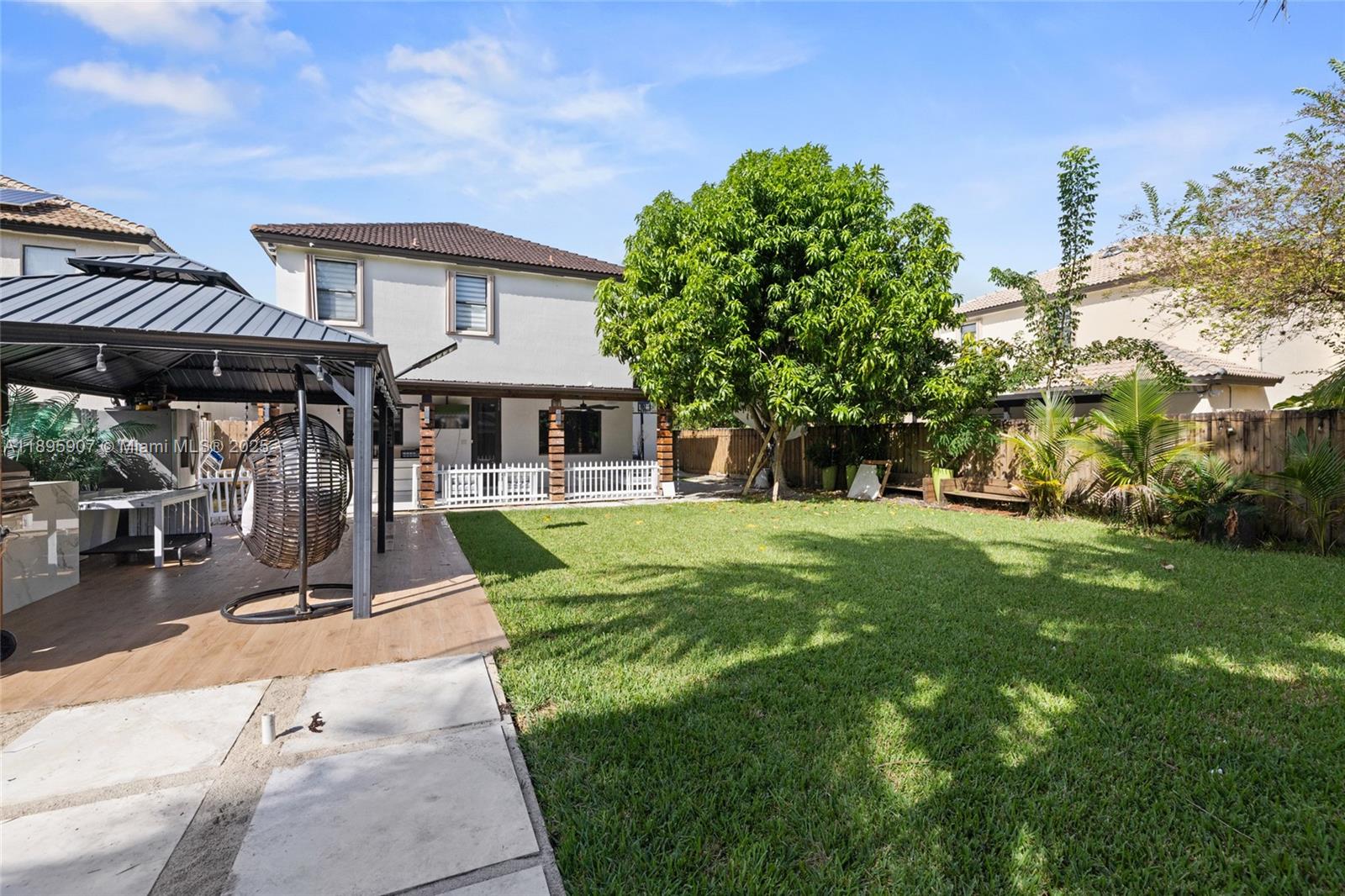 SILVER PALM EAST SEC TWO - Residential