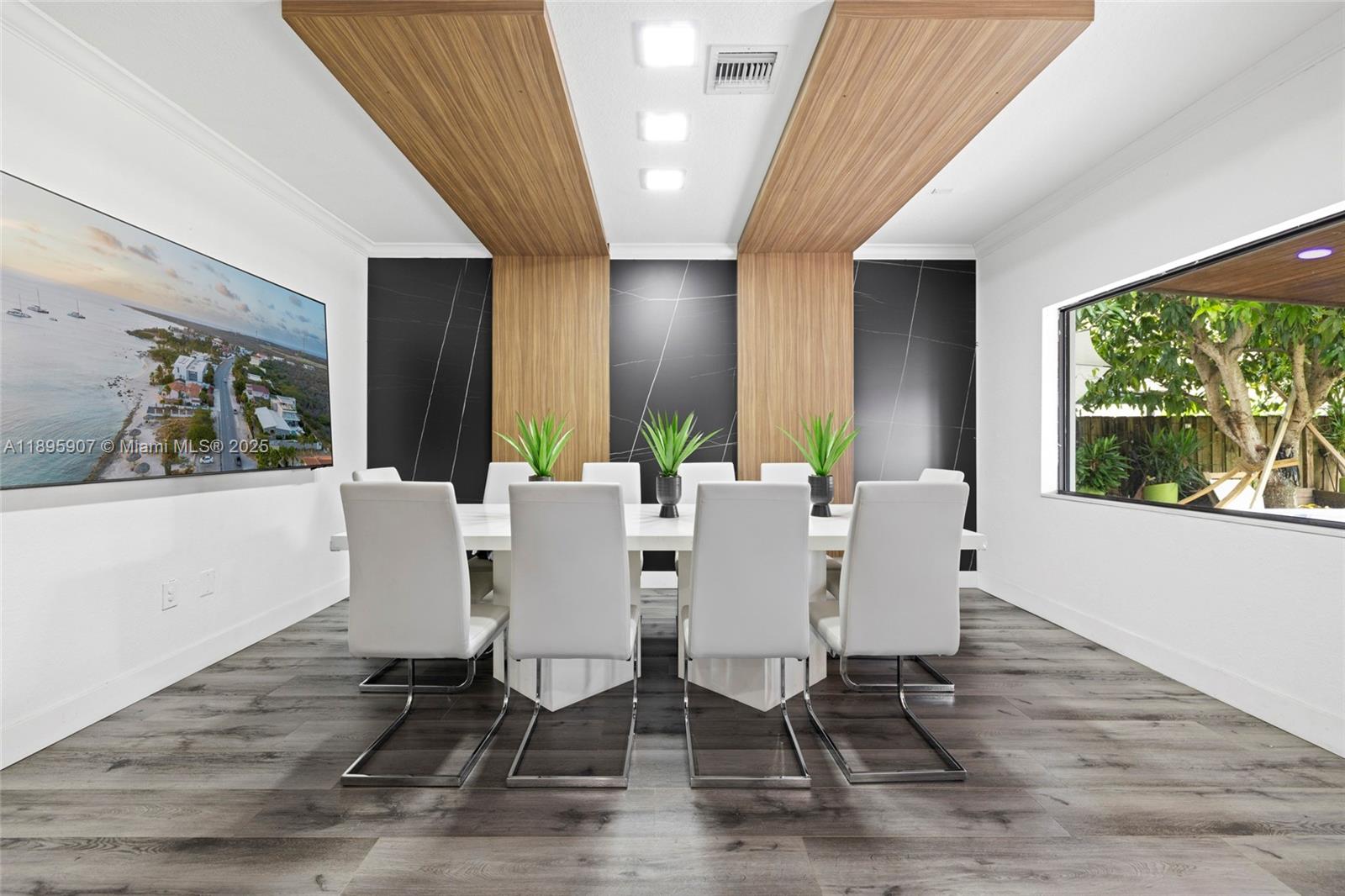 SILVER PALM EAST SEC TWO - Residential