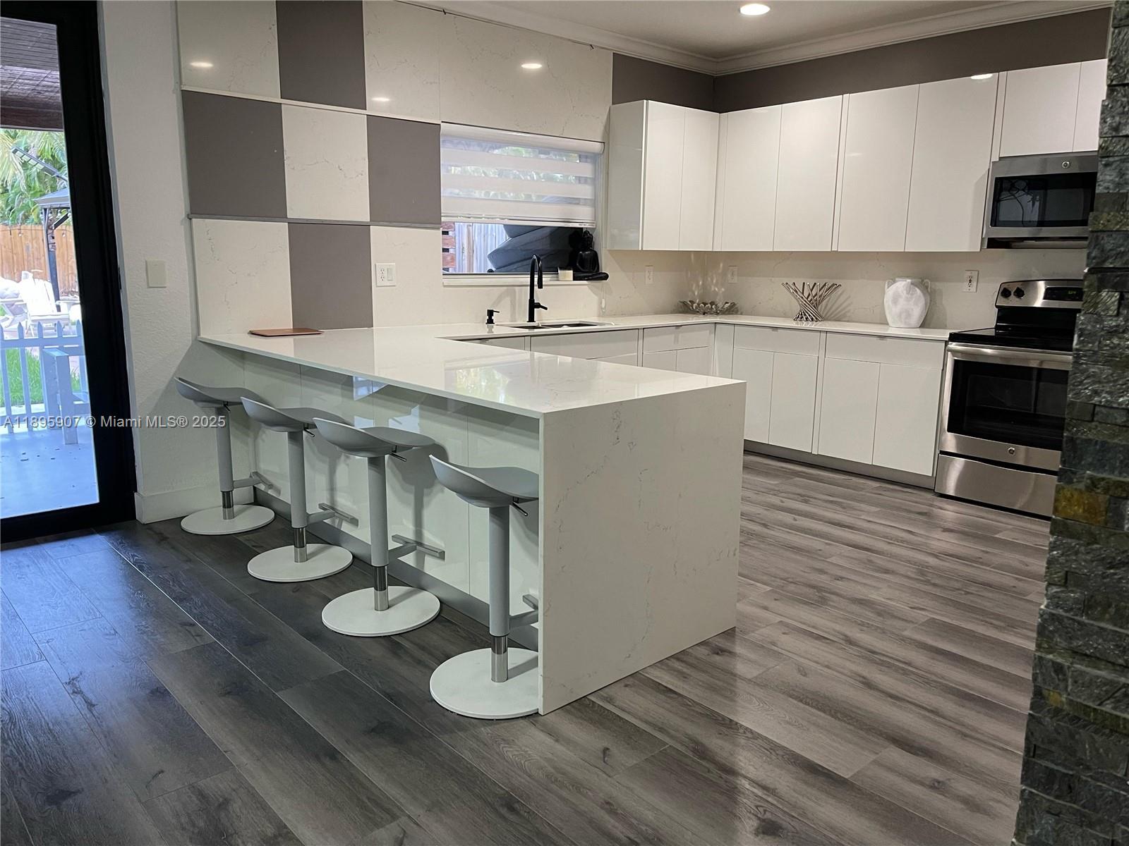SILVER PALM EAST SEC TWO - Residential