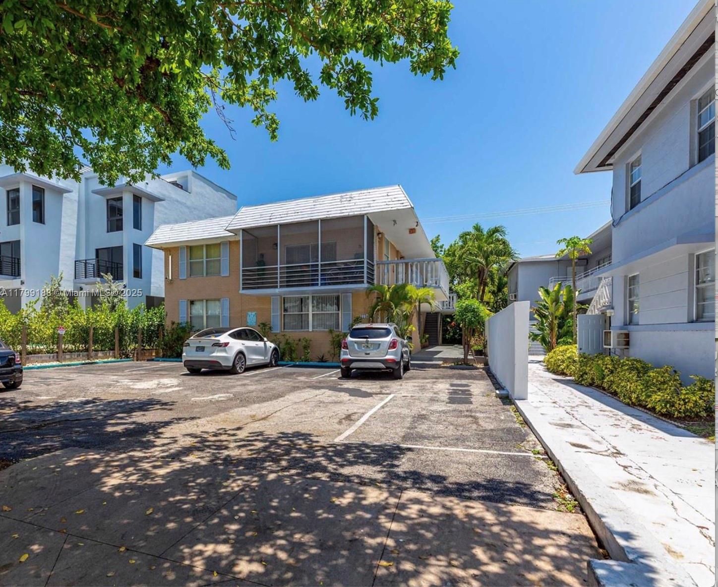 Rental Property at 1140 71st St 2, Miami Beach, Miami-Dade County, Florida - Bedrooms: 1 
Bathrooms: 1  - $2,150 MO.