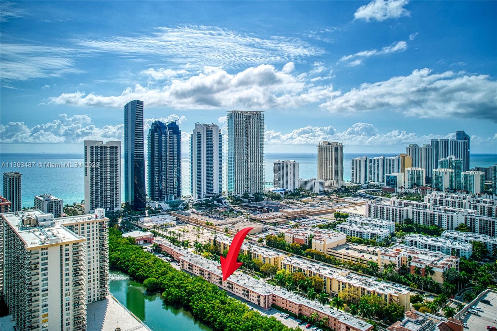 SALEM HOUSE CONDO - Residential Lease