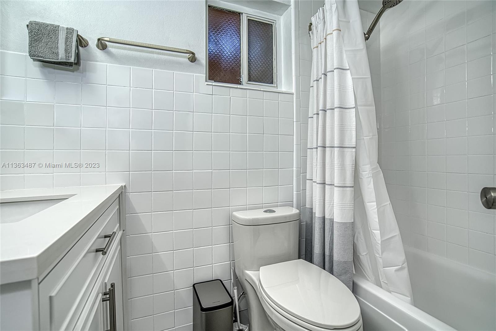 SALEM HOUSE CONDO - Residential Lease