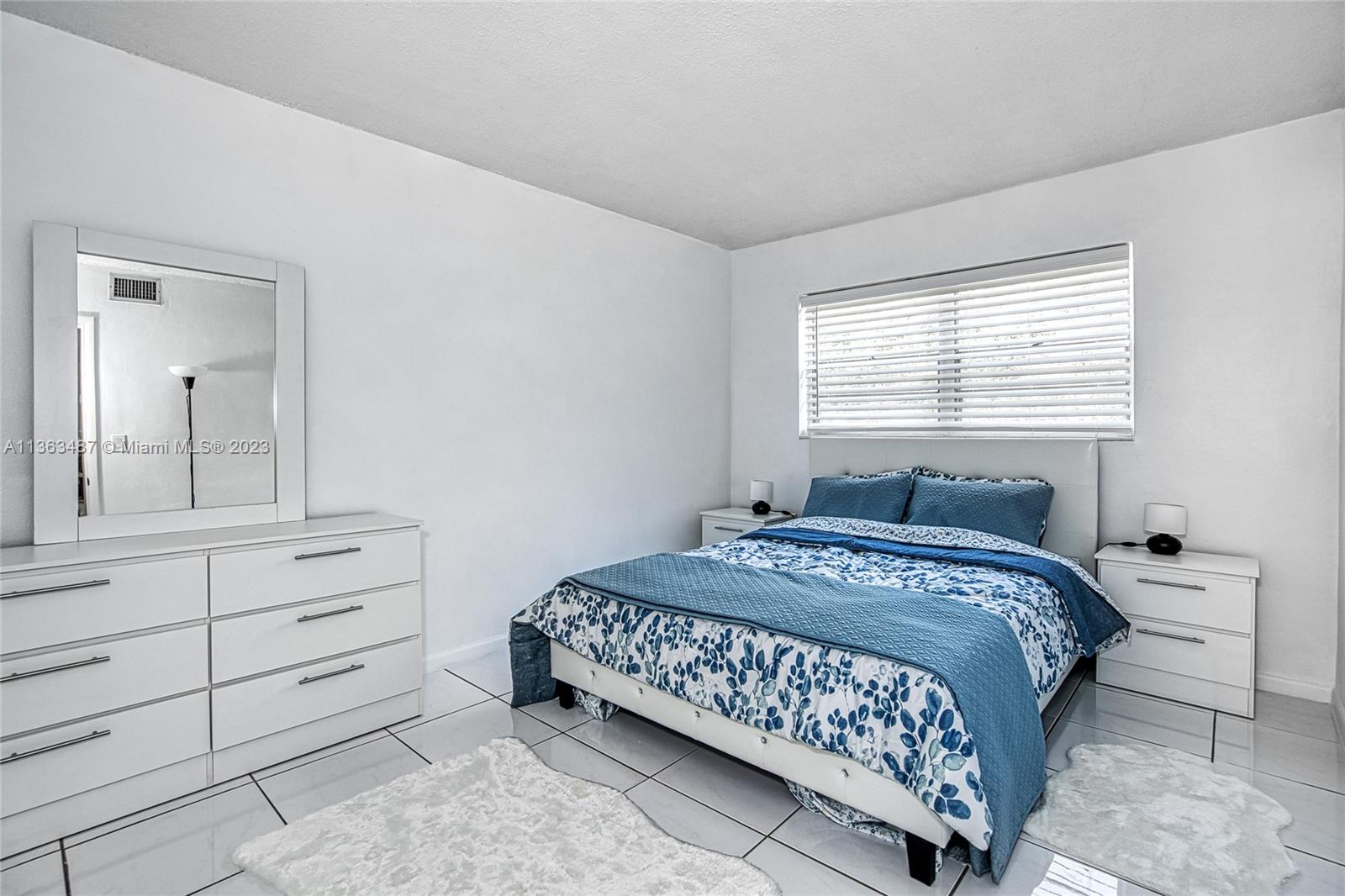 SALEM HOUSE CONDO - Residential Lease