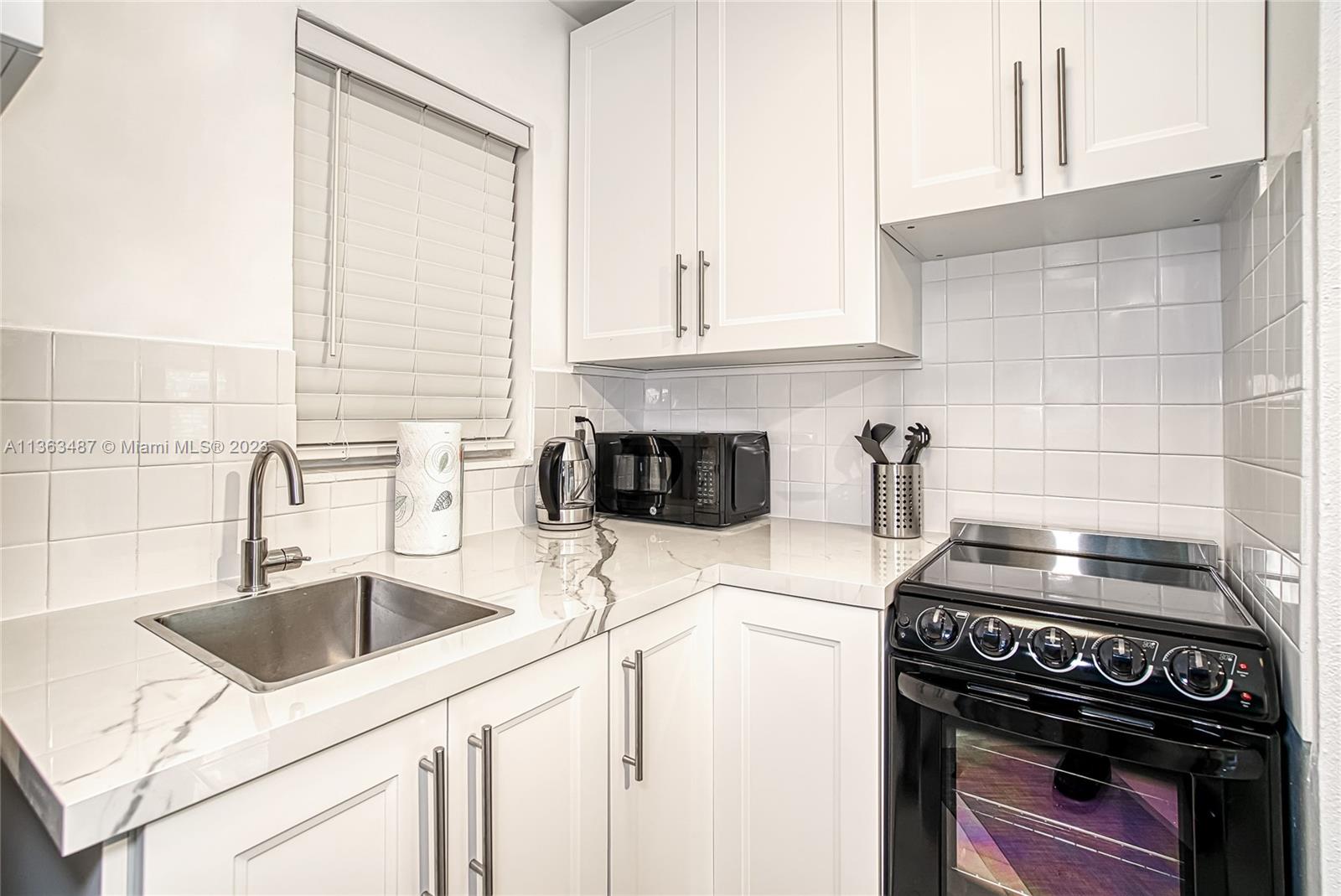 SALEM HOUSE CONDO - Residential Lease