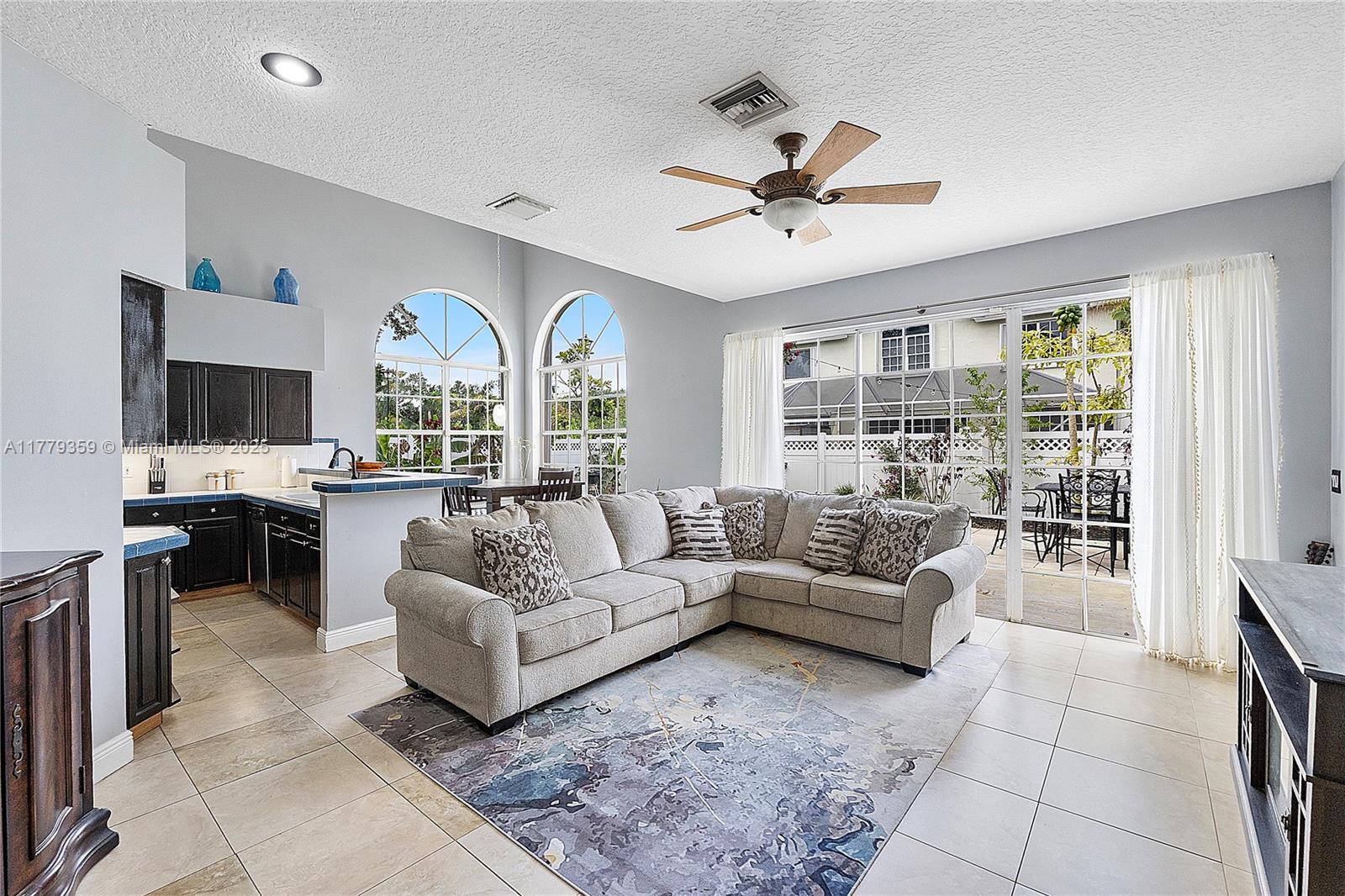 1008 NW 116th Ave