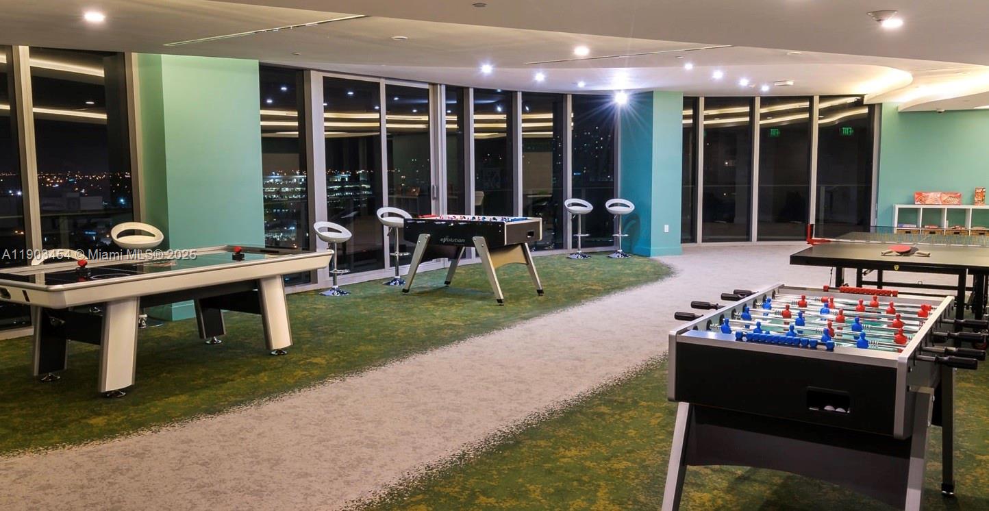 ARIA ON THE BAY CONDO - Residential Lease