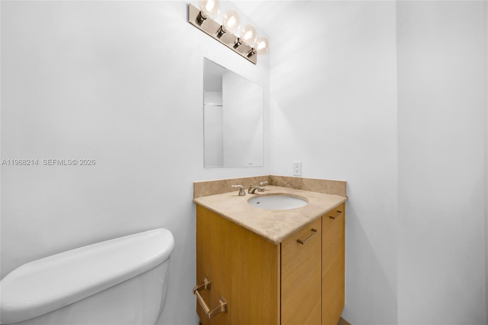 CITY 24 CONDO - Residential Lease
