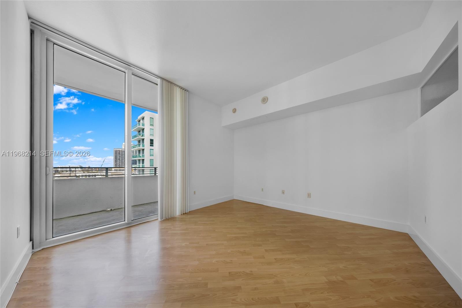 CITY 24 CONDO - Residential Lease