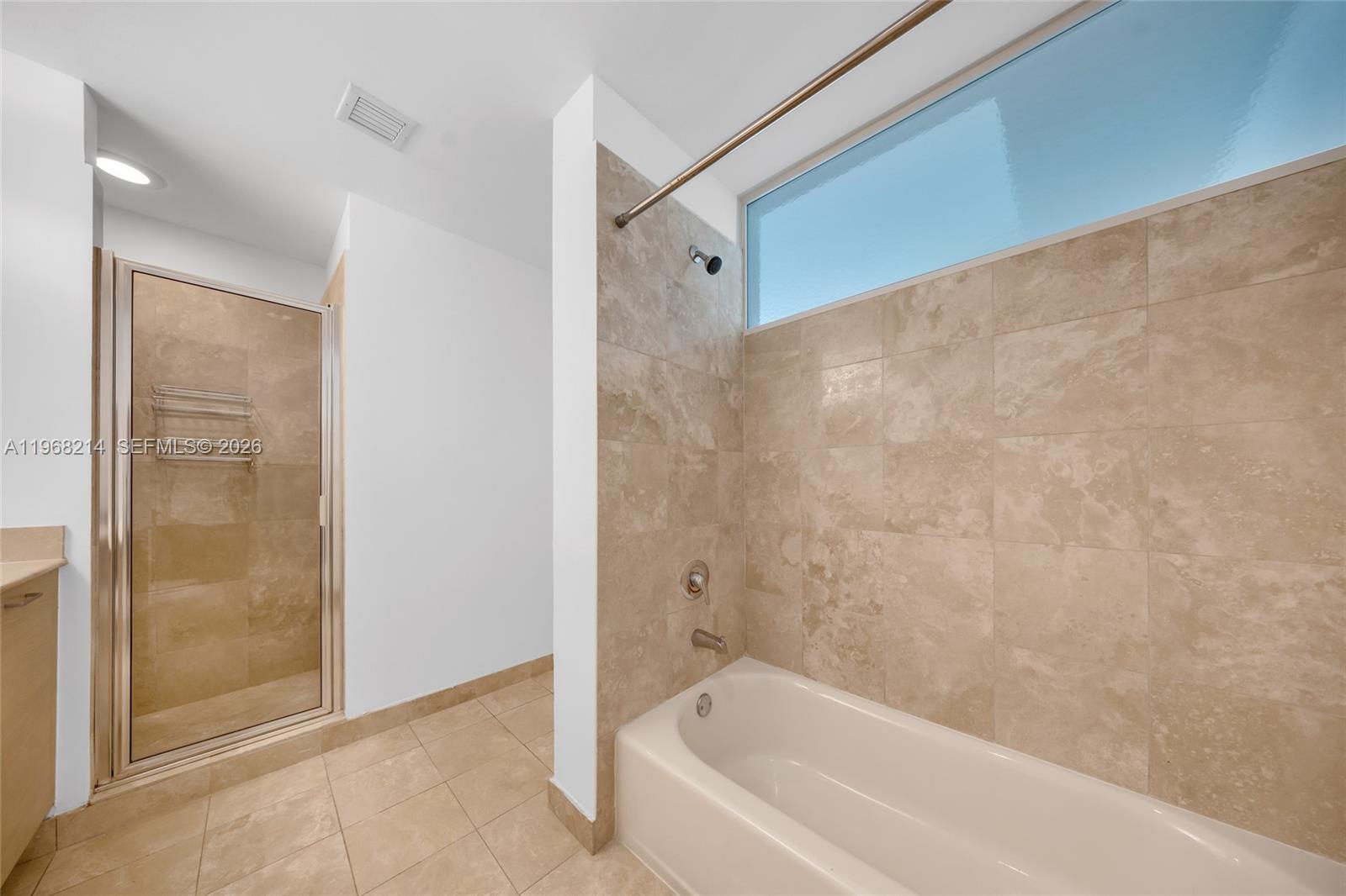 CITY 24 CONDO - Residential Lease