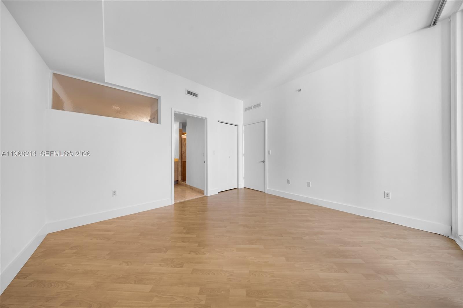 CITY 24 CONDO - Residential Lease