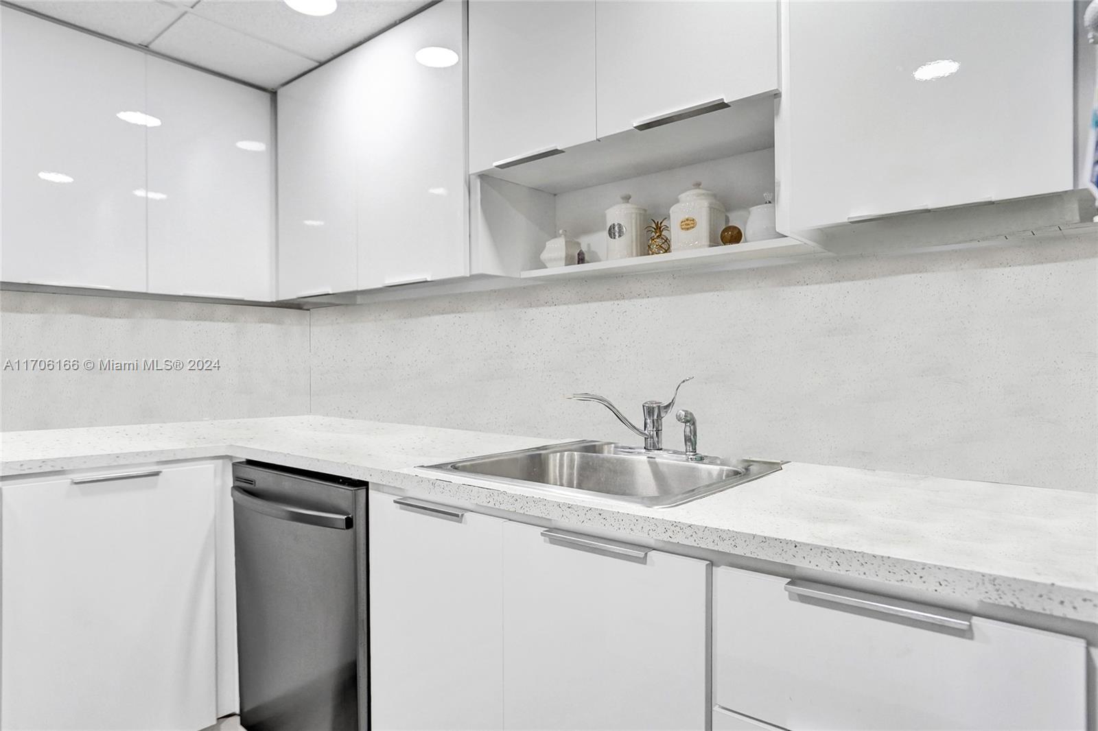 PARK PLACE CONDOMINIUM NO - Residential
