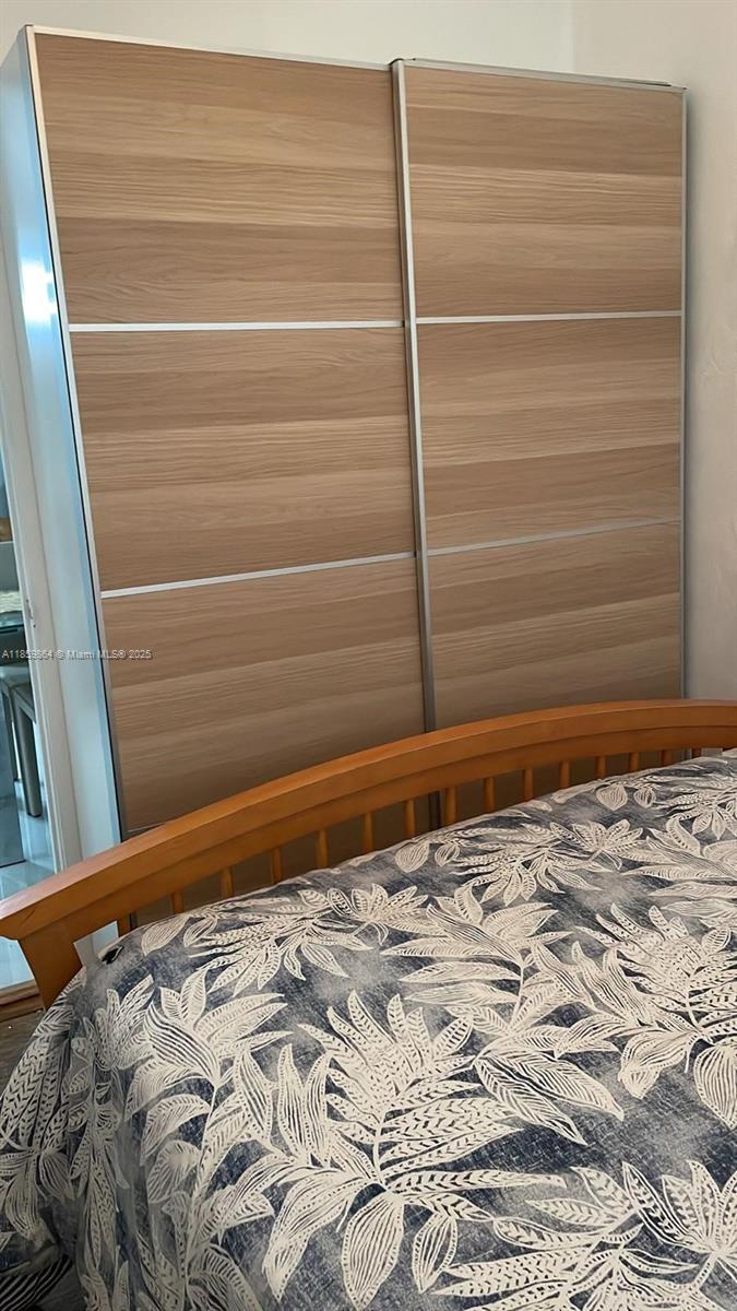 Marseille Deco Condo - Residential