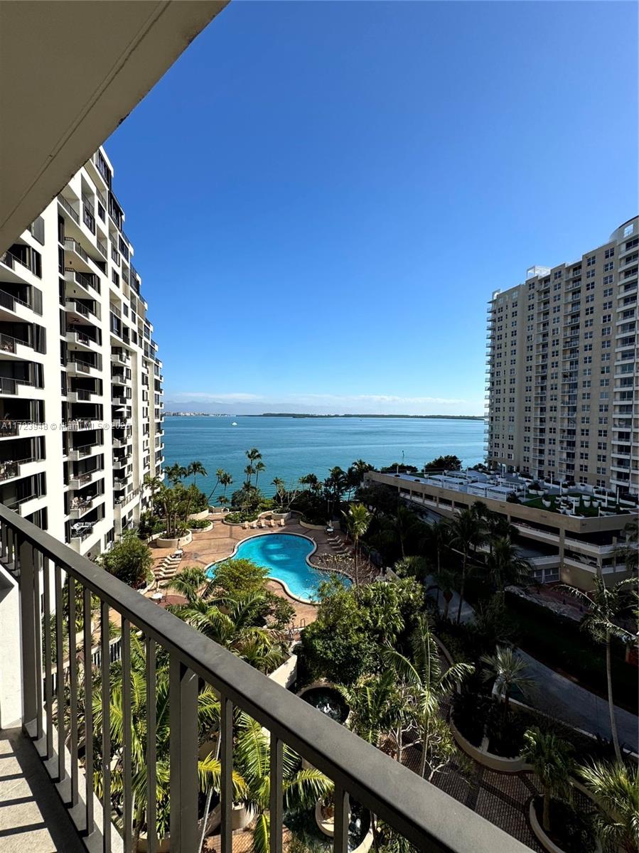 Property for Sale at 520 Brickell Key Dr A913, Miami, Broward County, Florida - Bedrooms: 2 
Bathrooms: 2  - $1,200,000