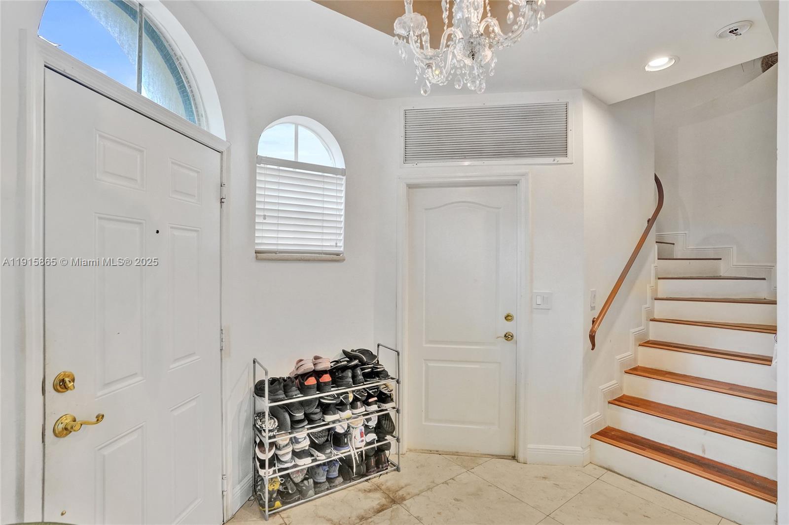 AVENTURA BAY TOWNHOMES CO - Residential