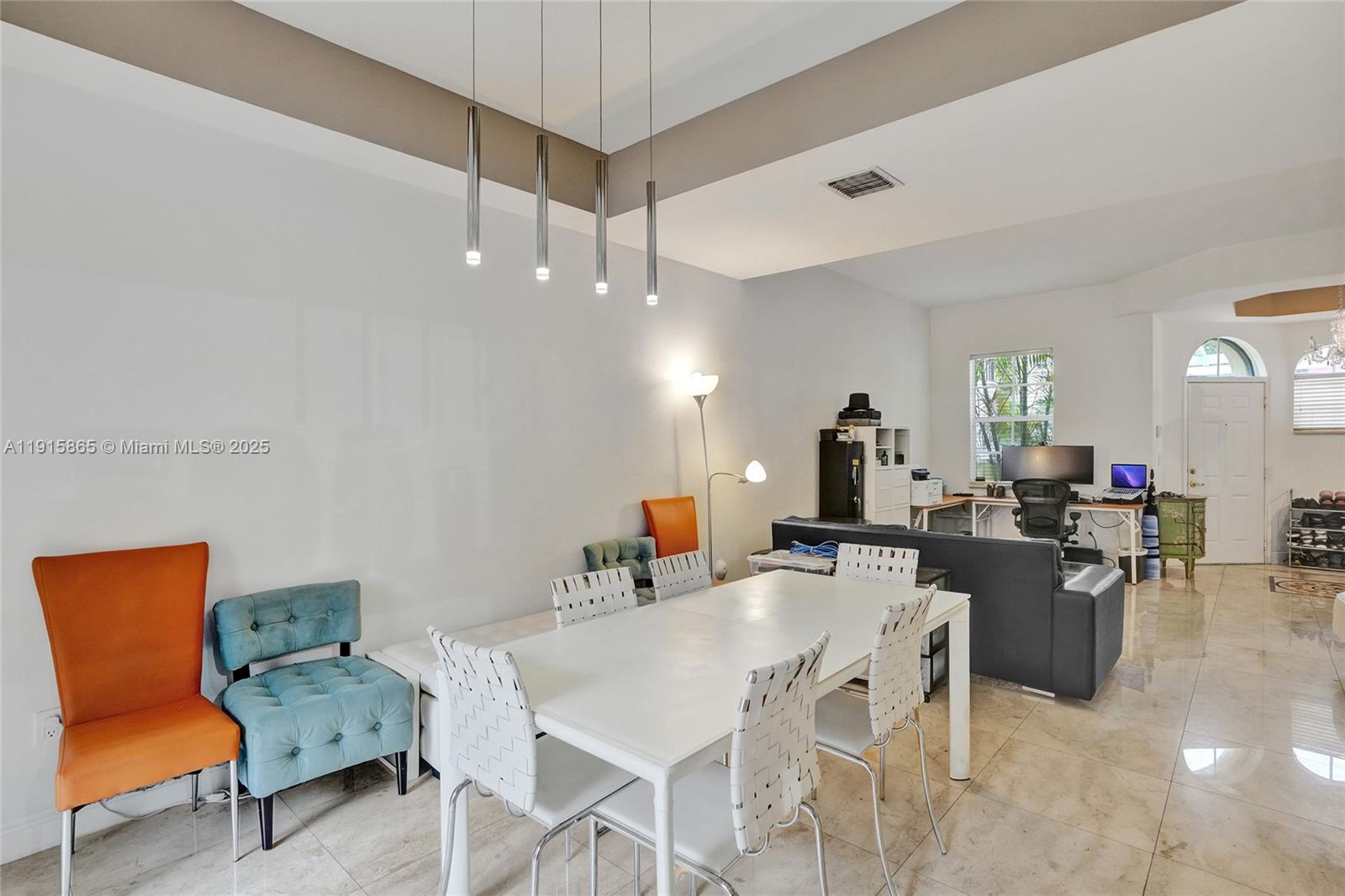 AVENTURA BAY TOWNHOMES CO - Residential