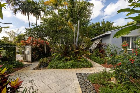 Single Family Residence in Fort Lauderdale FL 1332 16th Ter 5.jpg