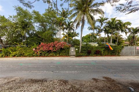 Single Family Residence in Fort Lauderdale FL 1332 16th Ter 49.jpg