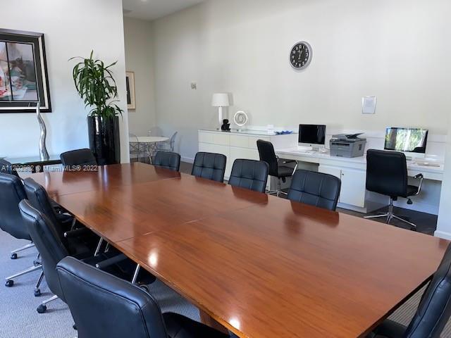 VENTURE AT AVENTURA WEST - Residential Lease