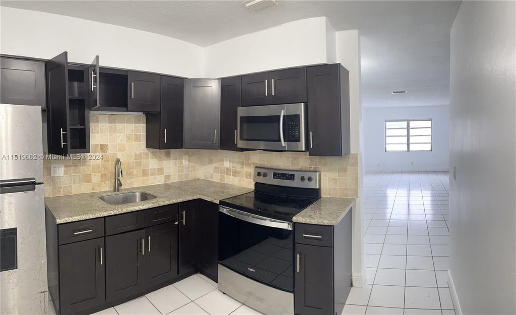 Photo of 1916 SW 11th St #30, Fort Lauderdale, FL 33312 (MLS # A11519602)