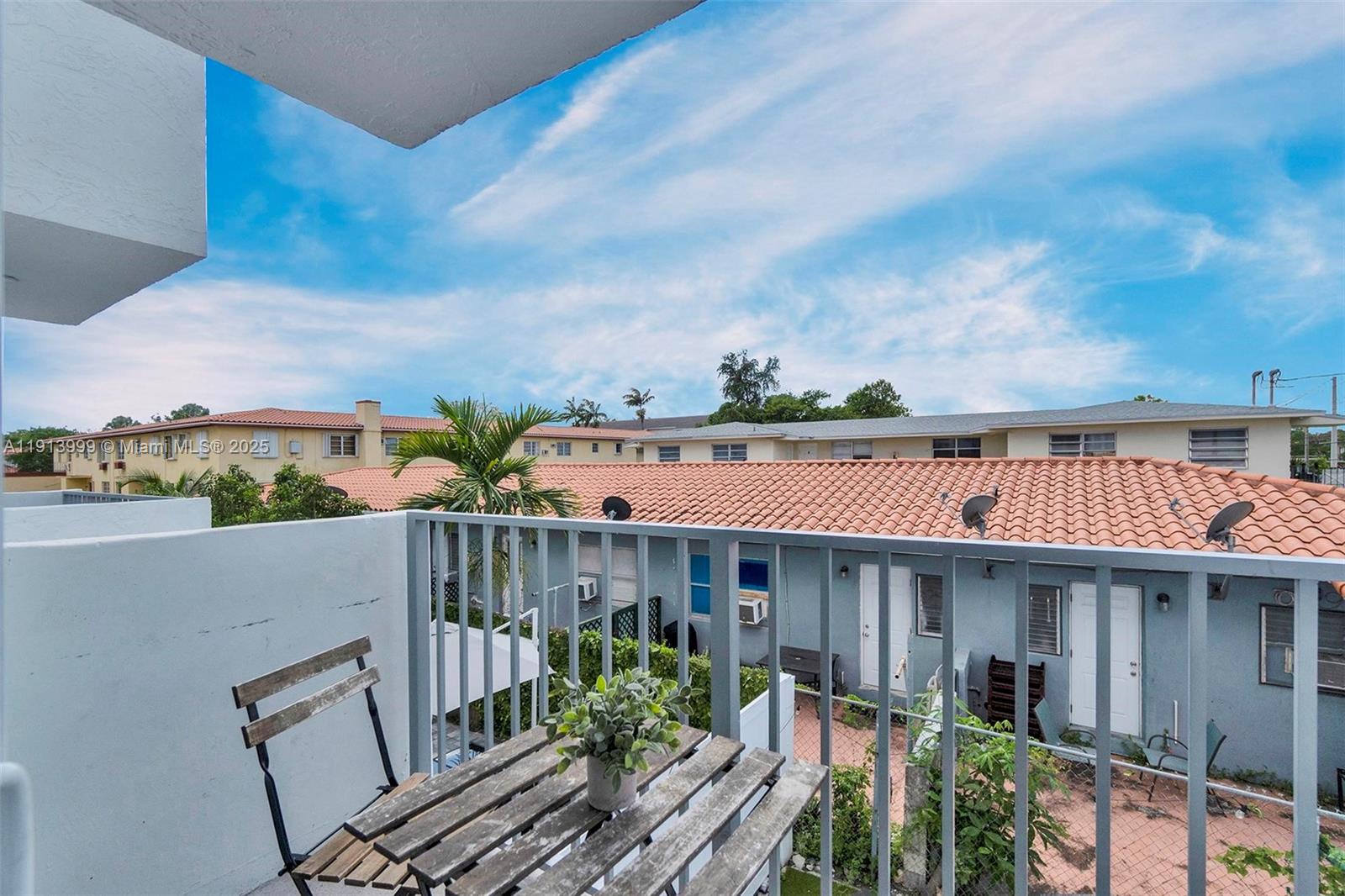 CITY OF MIAMI SOUTH - Residential Lease