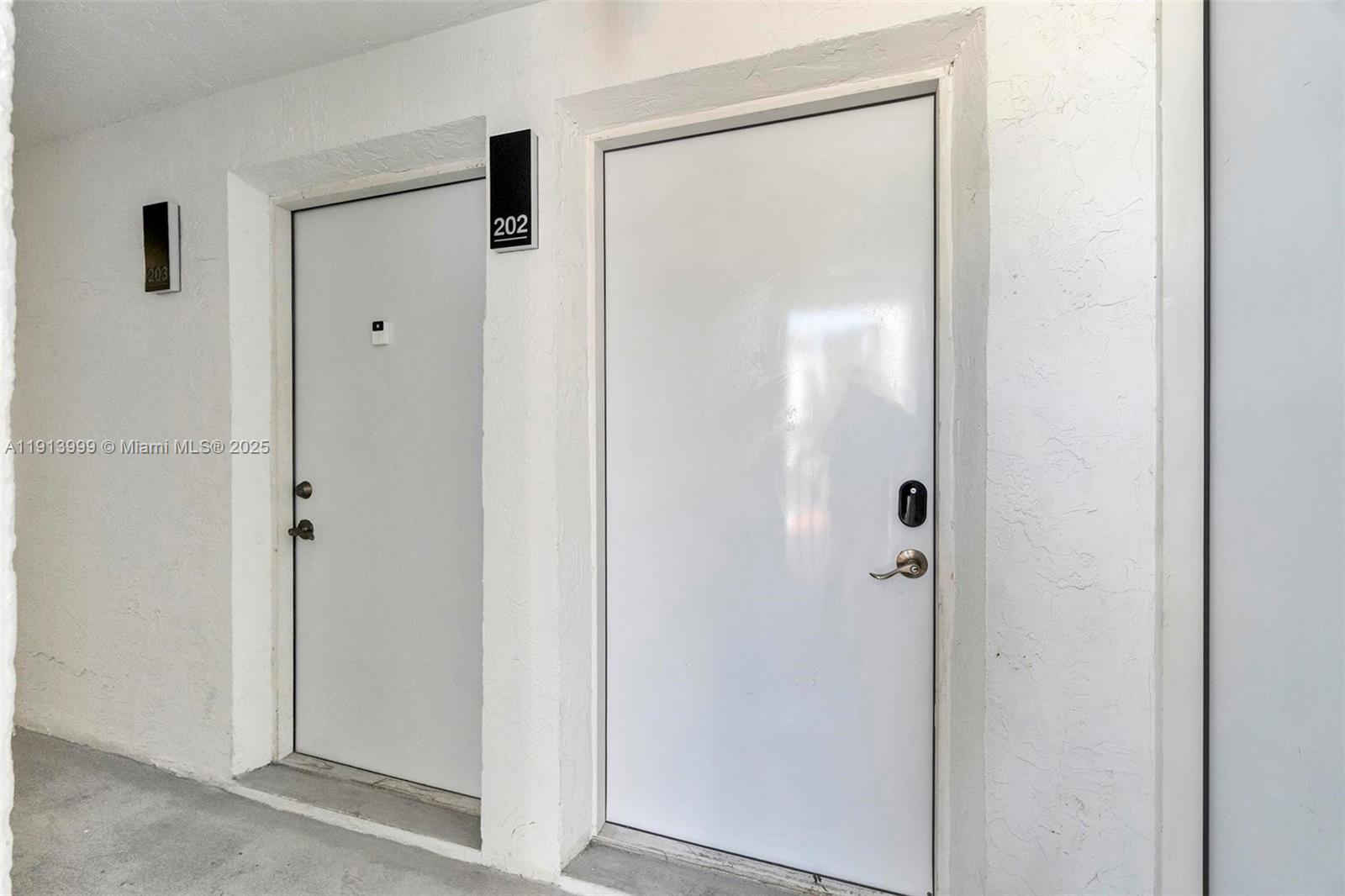 CITY OF MIAMI SOUTH - Residential Lease