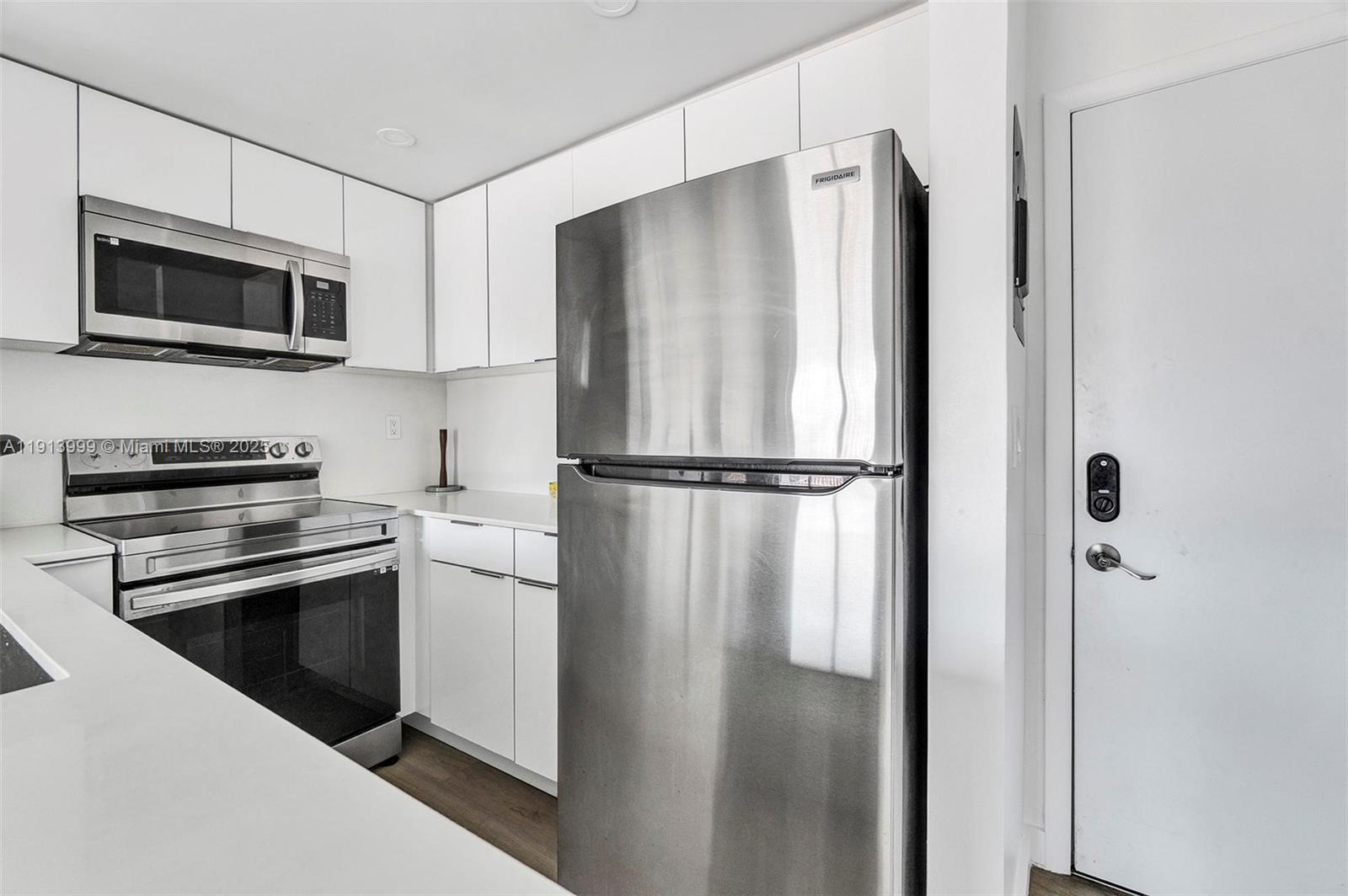 CITY OF MIAMI SOUTH - Residential Lease