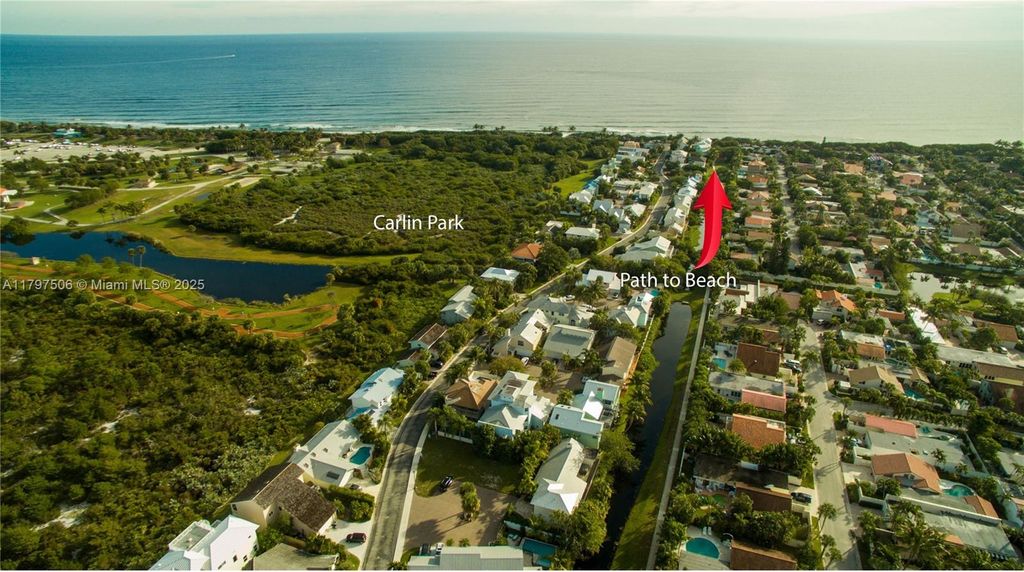 Photo of 275 Seabreeze Cir #275, Jupiter, FL 33477 (MLS # A11797506)