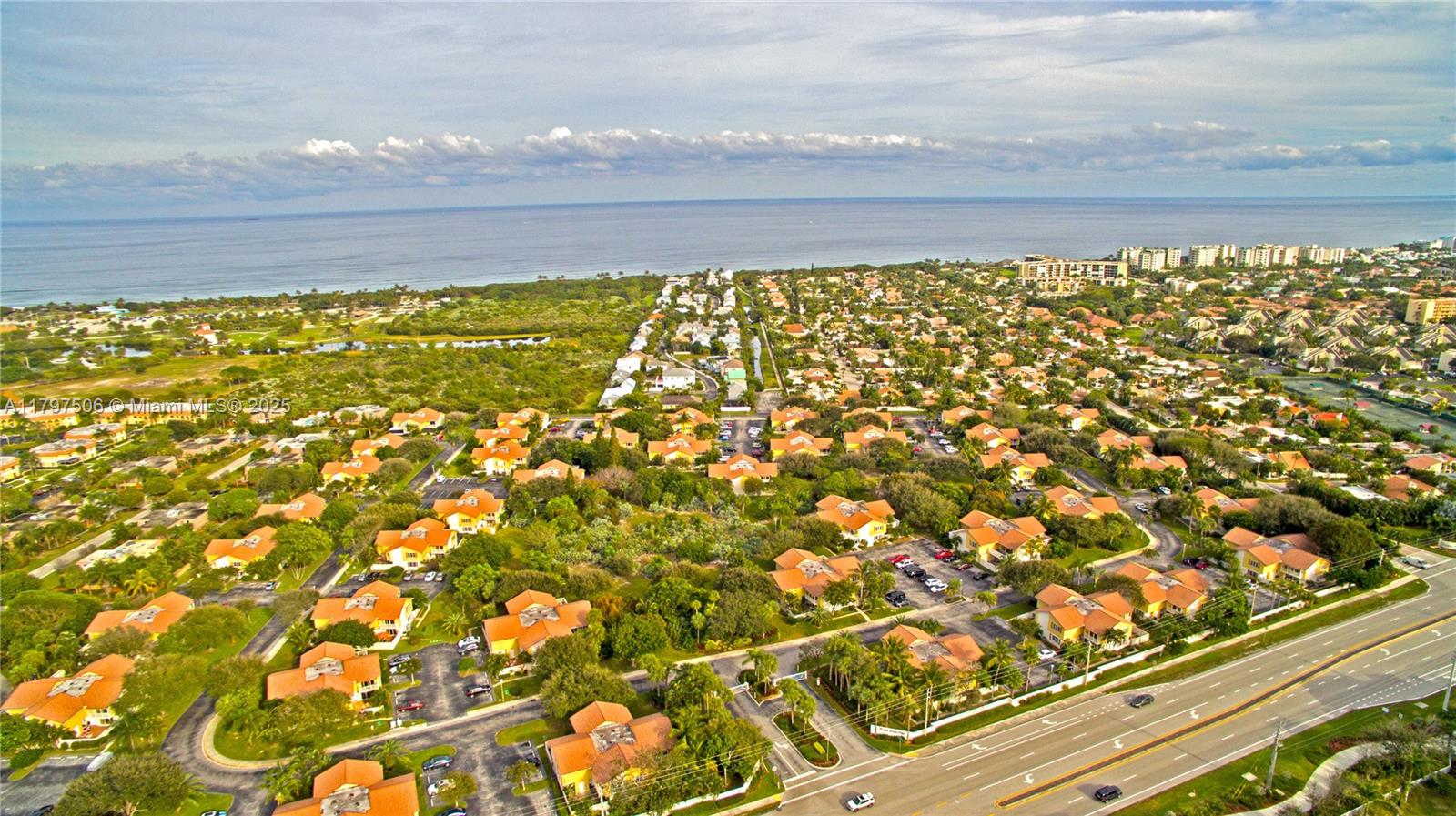 Fully remodeled unfurnished townhouse with a path to the beach. Gated community ~1 mile to all the shops and restaurants at Harbourside. A-Rated schools. All hurricane impact sliding doors/windows. The assoc does not allow tenants to have pets. No trucks or commercial vehicles.