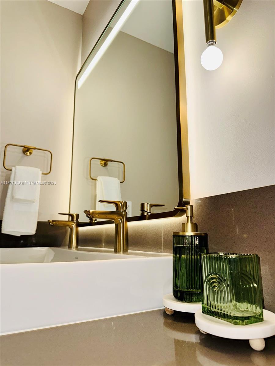 Gale/Natiivo - Residential Lease