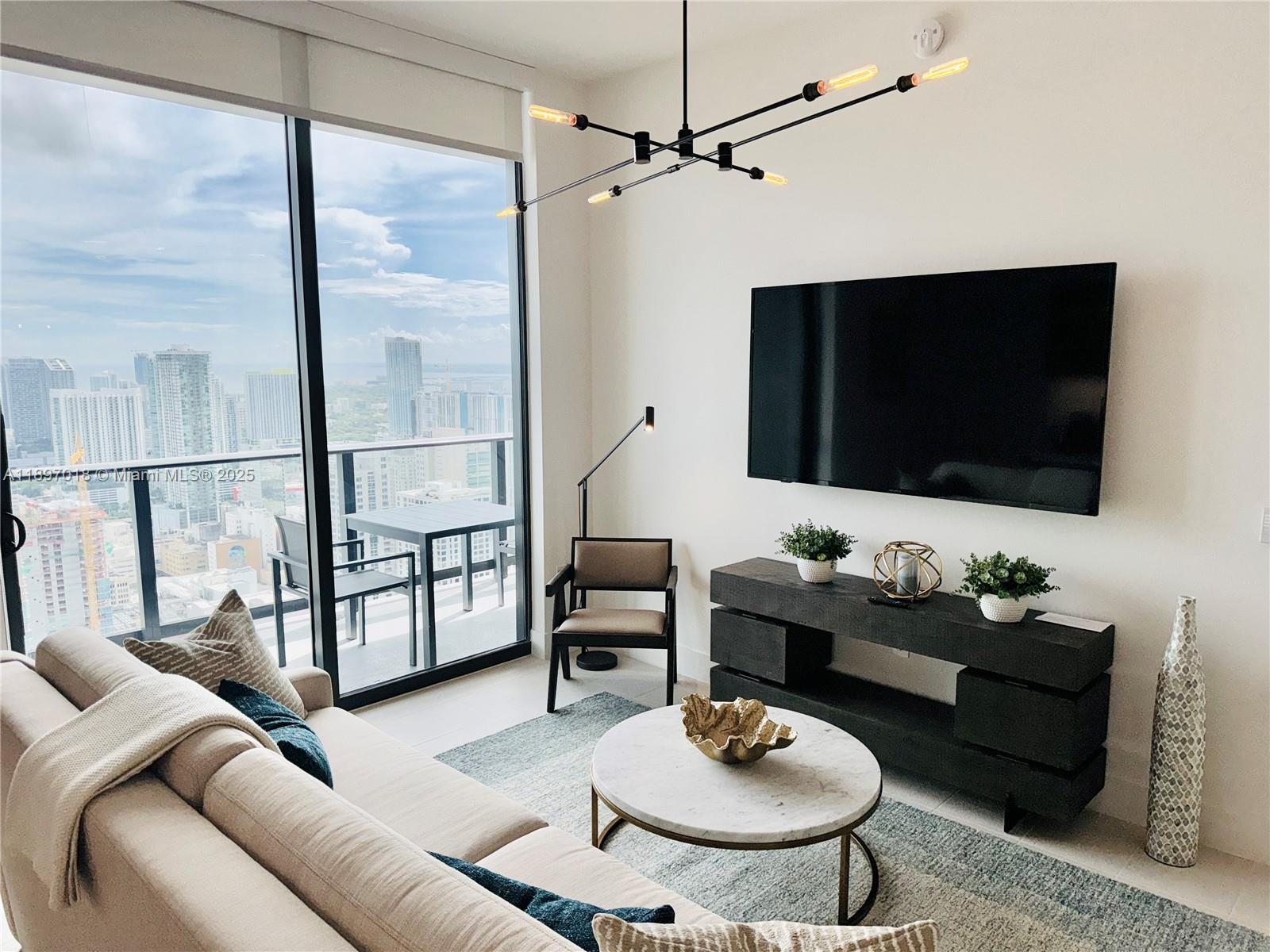 Gale/Natiivo - Residential Lease