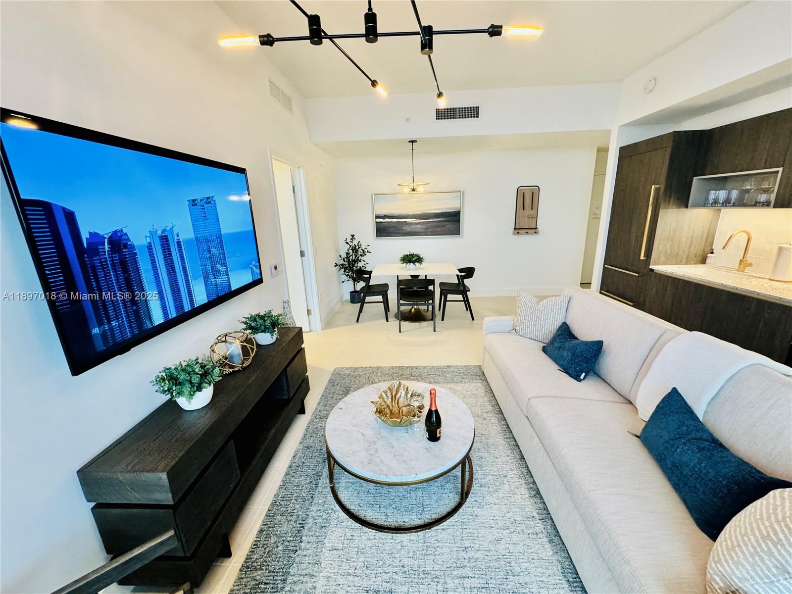 Gale/Natiivo - Residential Lease